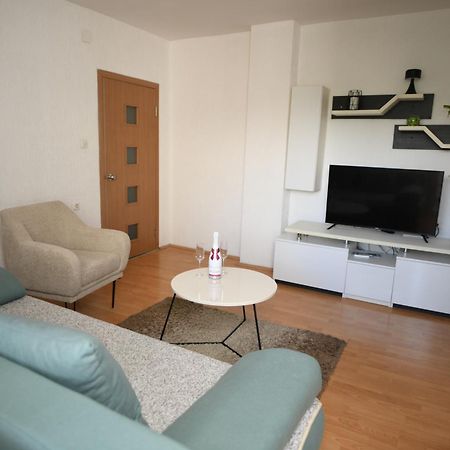Cinema Vardar Apartment Skopje Eksteriør billede