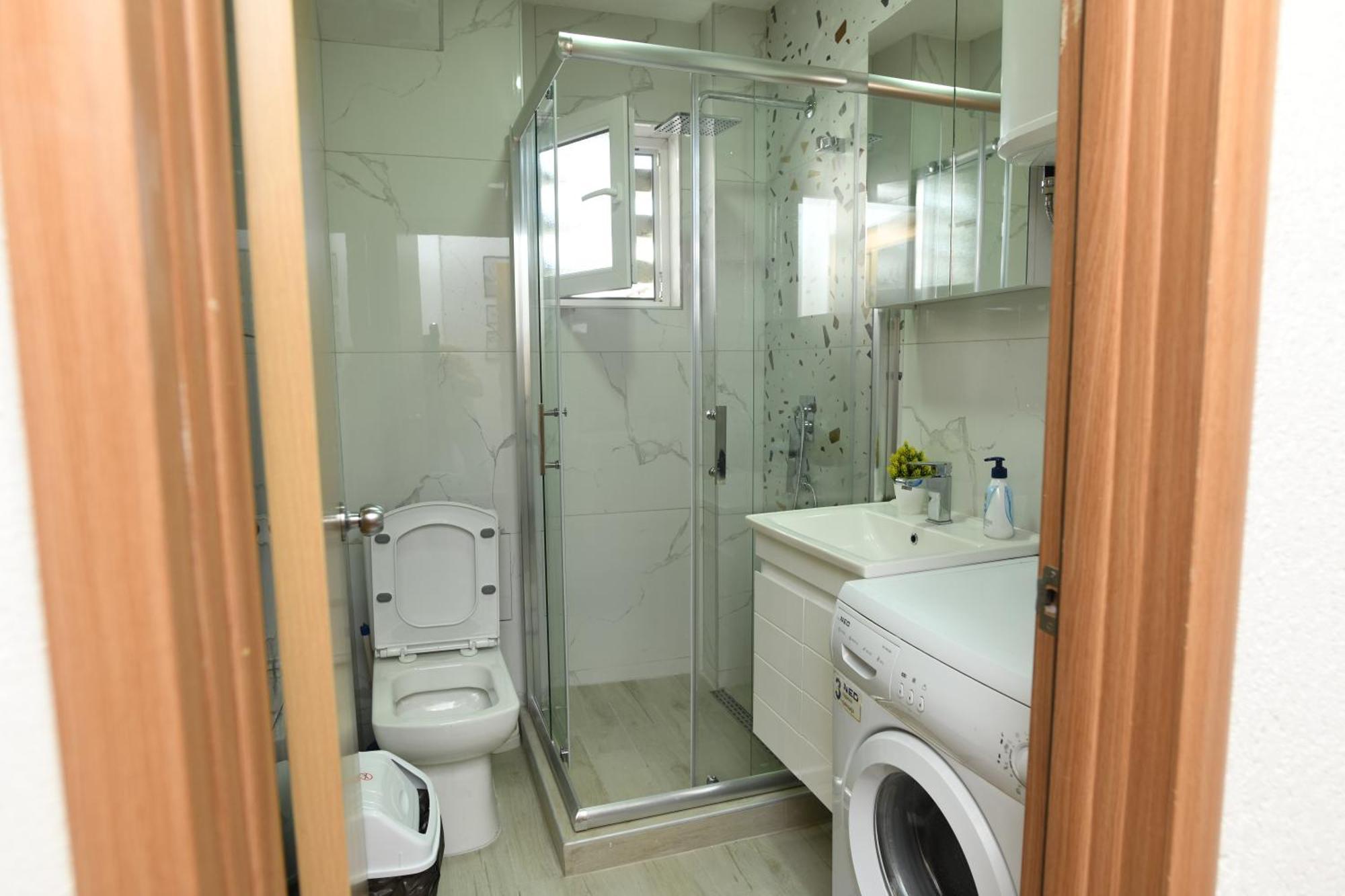 Cinema Vardar Apartment Skopje Eksteriør billede