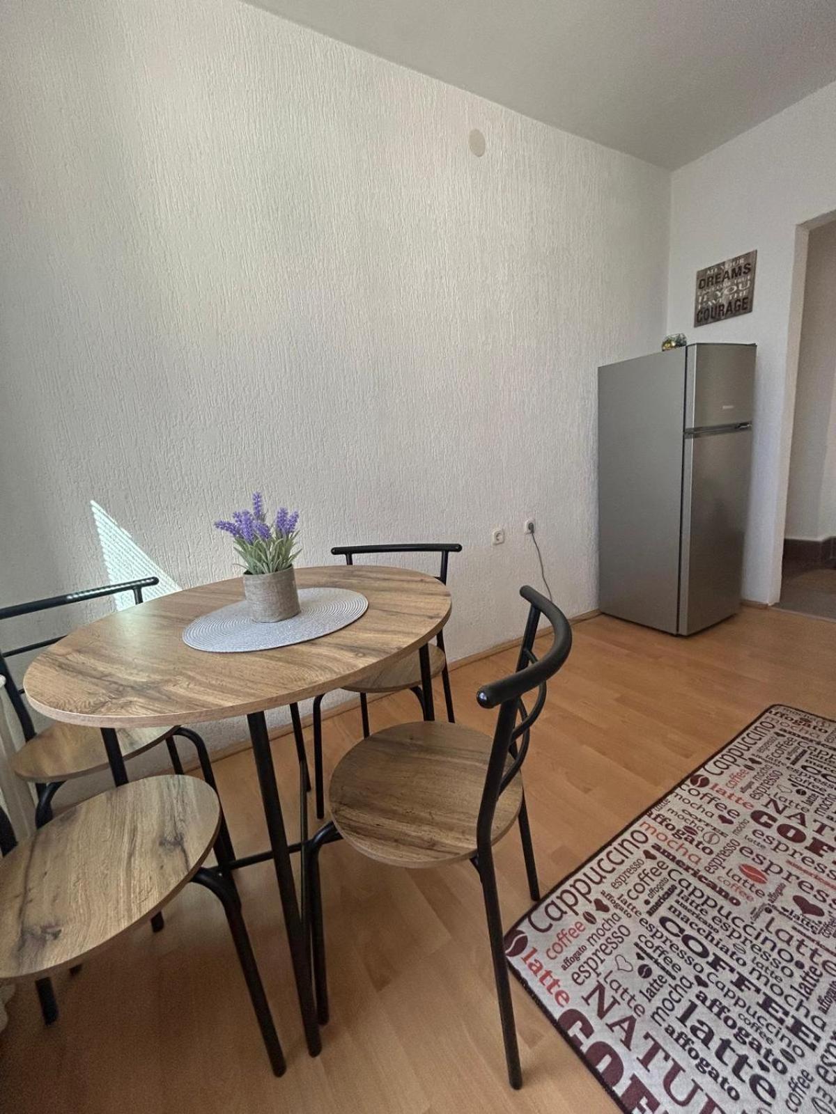 Cinema Vardar Apartment Skopje Eksteriør billede